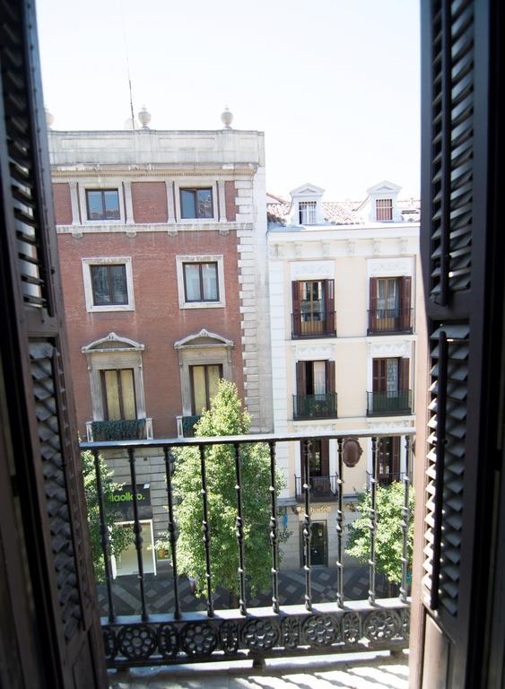 Petit Palace Arenal Madrid Exterior photo